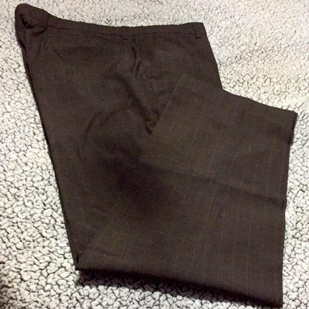 Man dress pants size 38w x 34L
